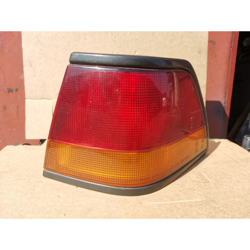 Фонарь правый (фара правая) Daewoo Espero 96136528