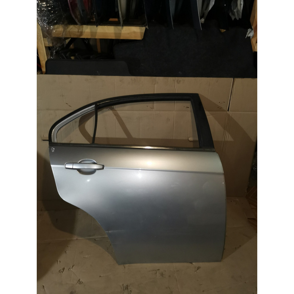 Дверь задняя правая Chevrolet Epica,96635658