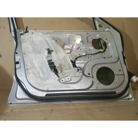 Двері передні ліві Chevrolet Evanda, 96487679