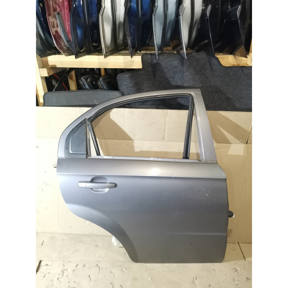 Дверь задняя правая Chevrolet Aveo Т250,96942268