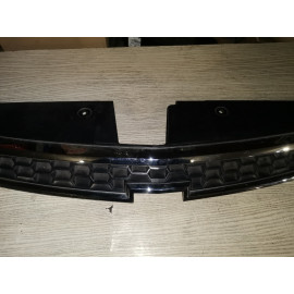 Решітка радіатора верхня Chevrolet Cruze (Шевроле Круз) , 96832951