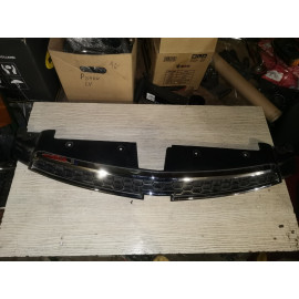 Решітка радіатора верхня Chevrolet Cruze (Шевроле Круз) , 96832951