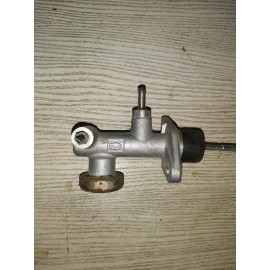 Головний циліндр зчеплення Chevrolet Captiva C100 (Шевроле КаптиваС100) 2.0VCDI, 96625628