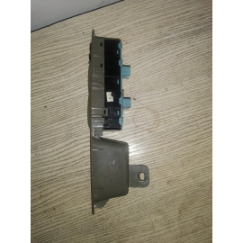 Блок управления стеклоподъемниками Chevrolet Evanda(Шевроле Еванда),612w08910