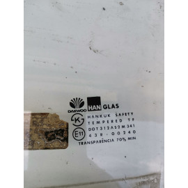 Скло дверей задньої лівої Daewoo Nubira (Деу Нубіра) седан, 96301787