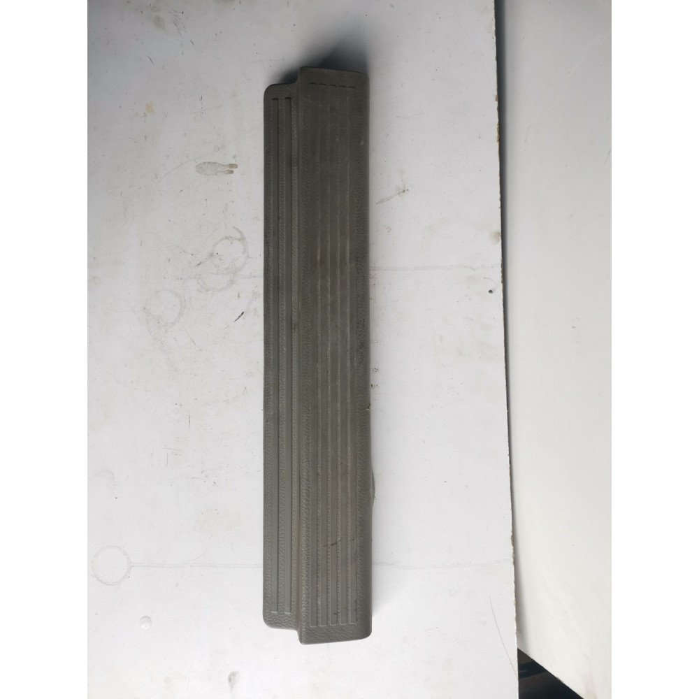 Накладка порога передняя левая Chevrolet Evanda(Шевроле Еванда)96327520