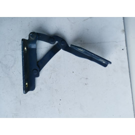 Петля капота ліва Chevrolet Tacuma (Шевроле Такума) , 96288700
