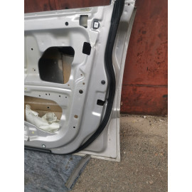 Дверь передняя правая Chevrolet Evanda,96487680