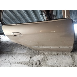 Двері задні праві Chevrolet Evanda, 96483848