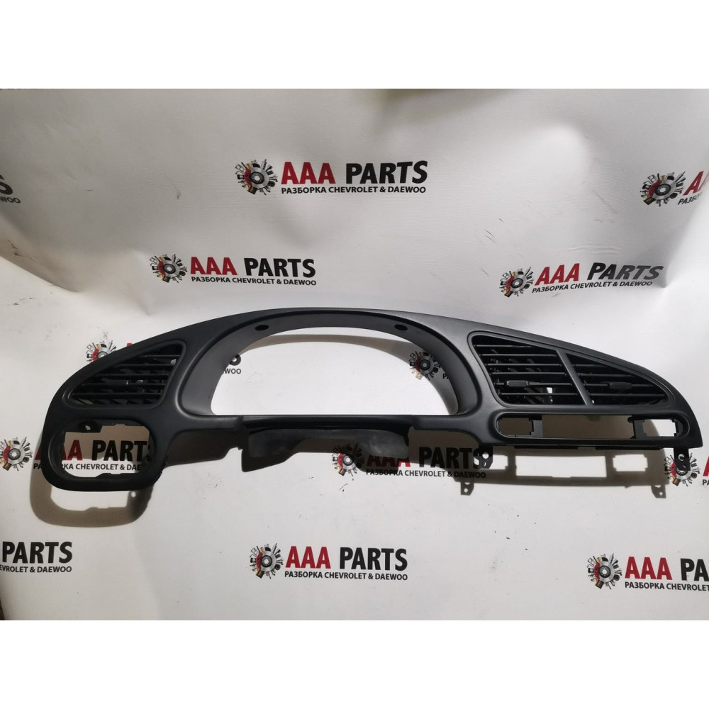 Накладка на панель приборов Daewoo Lanos (Деу Ланос), 96241609