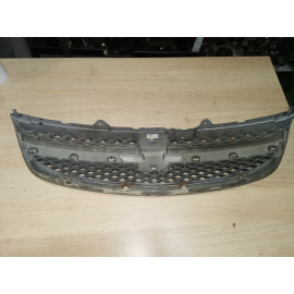 Решотка радиатора Chevrolet Epica(Шевроле Епика),96633843 белая