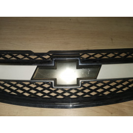 Решотка радиатора Chevrolet Epica(Шевроле Епика),96633843 белая
